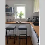 Apartamento Gemütliche 3 Mit Großzügiger Terrasse Im Grünen Reutlingen